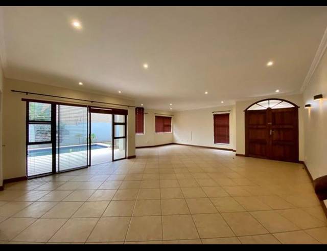 4 BEDROOM HOUSE FOR SALE IN MEYERSDAL